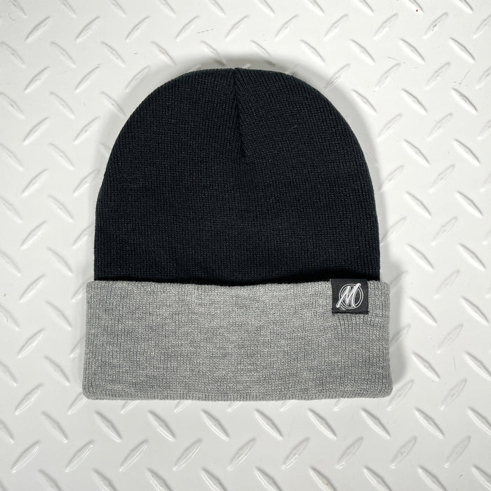 Meseroll Two-Tone M Label Beanie