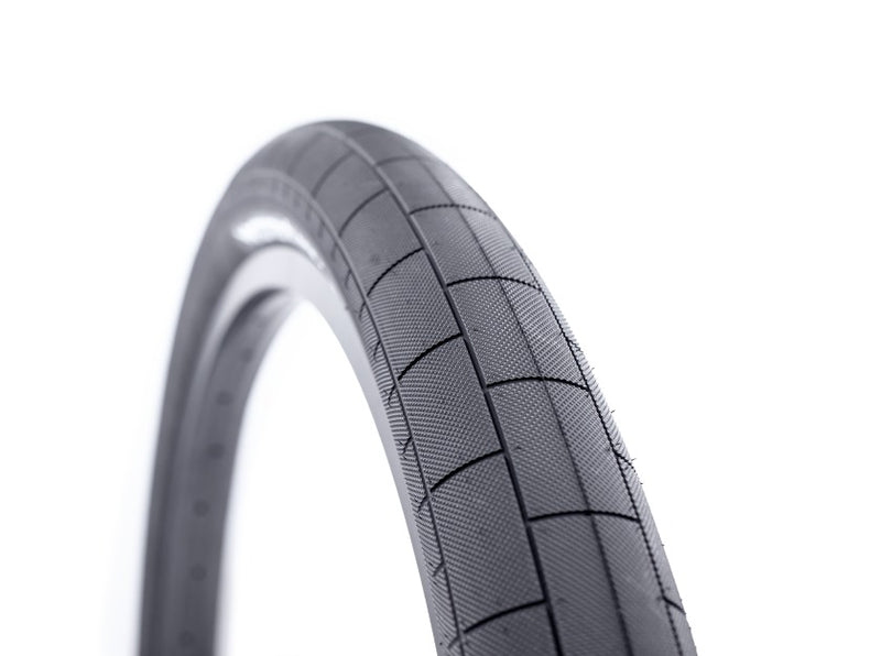 Demolition Momentum II Tires