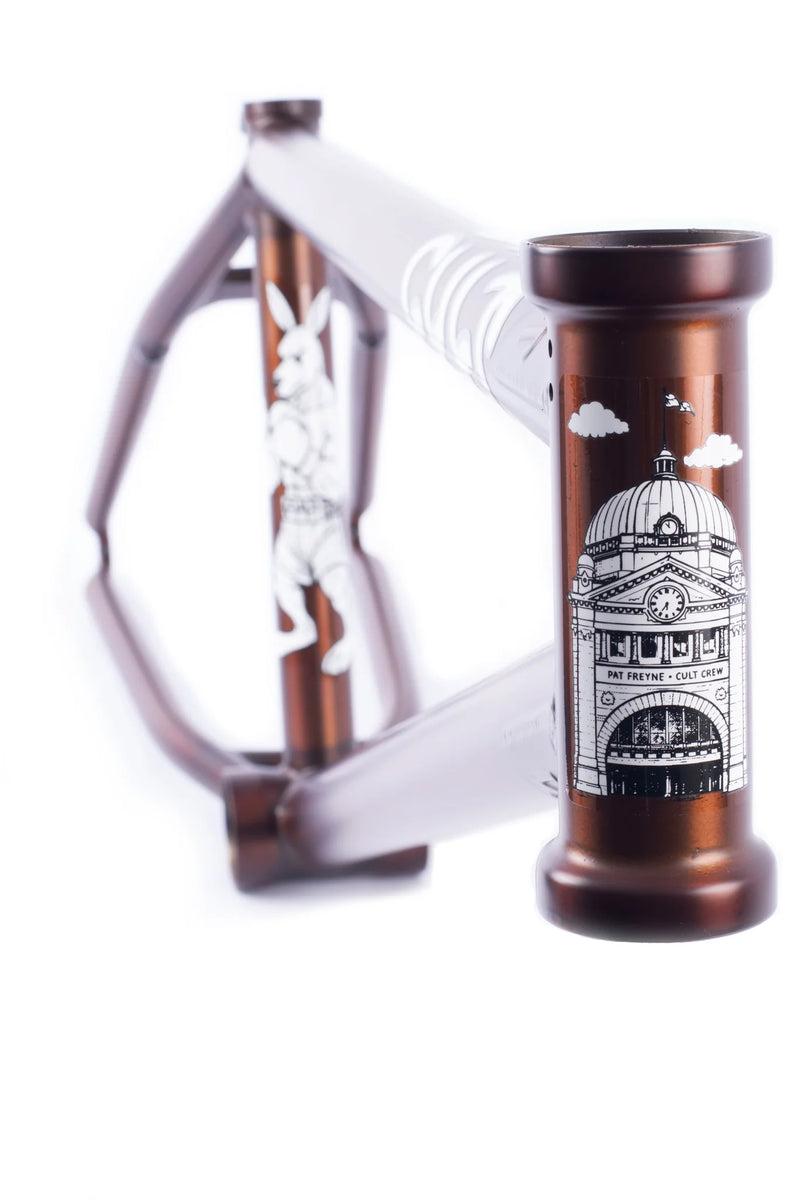 Cult Dak Pat Freyne Frame