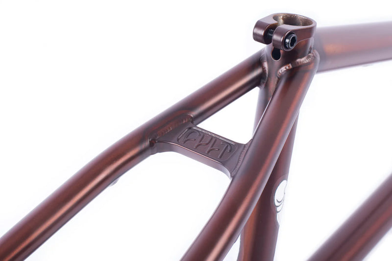 Cult Dak Pat Freyne Frame