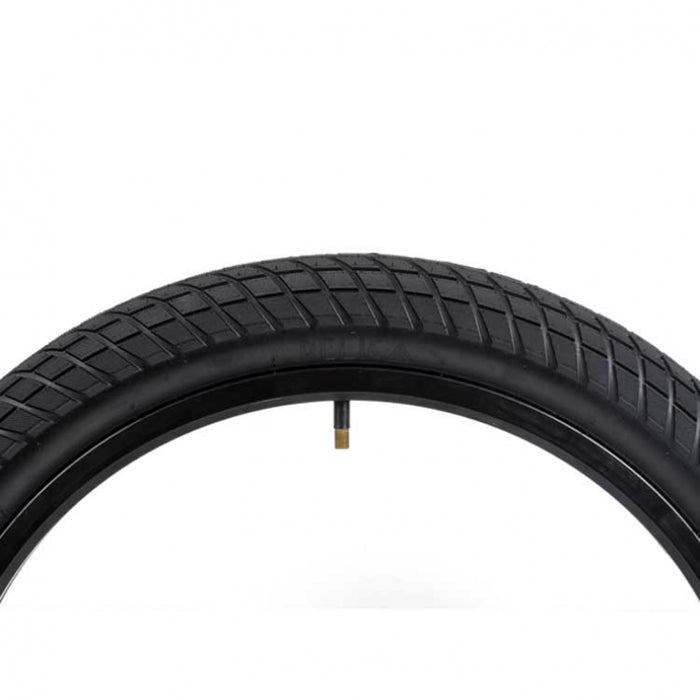 Relic Flatout 20" BMX Tire